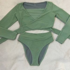 Seea Surf Suit Bikini Size M